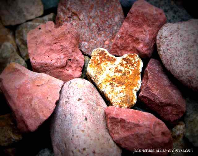 Heart amid red rocks copy